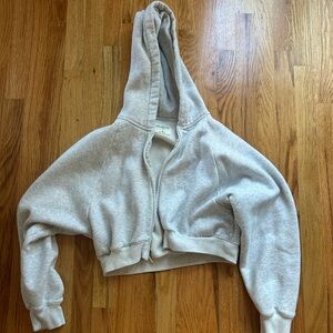 Abercrombie Gray cropped hoodie